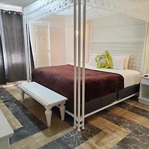 Habitación con Cama King